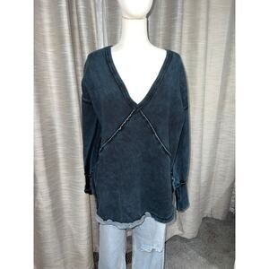 Free‎ People Acid Wash V-Neck Sweatshirt Size Large